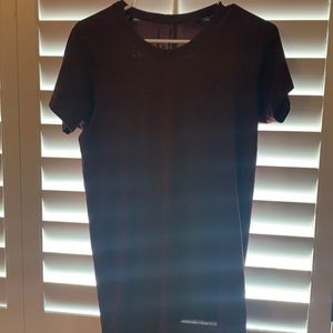 maroon lululemon swiftly tech shirt